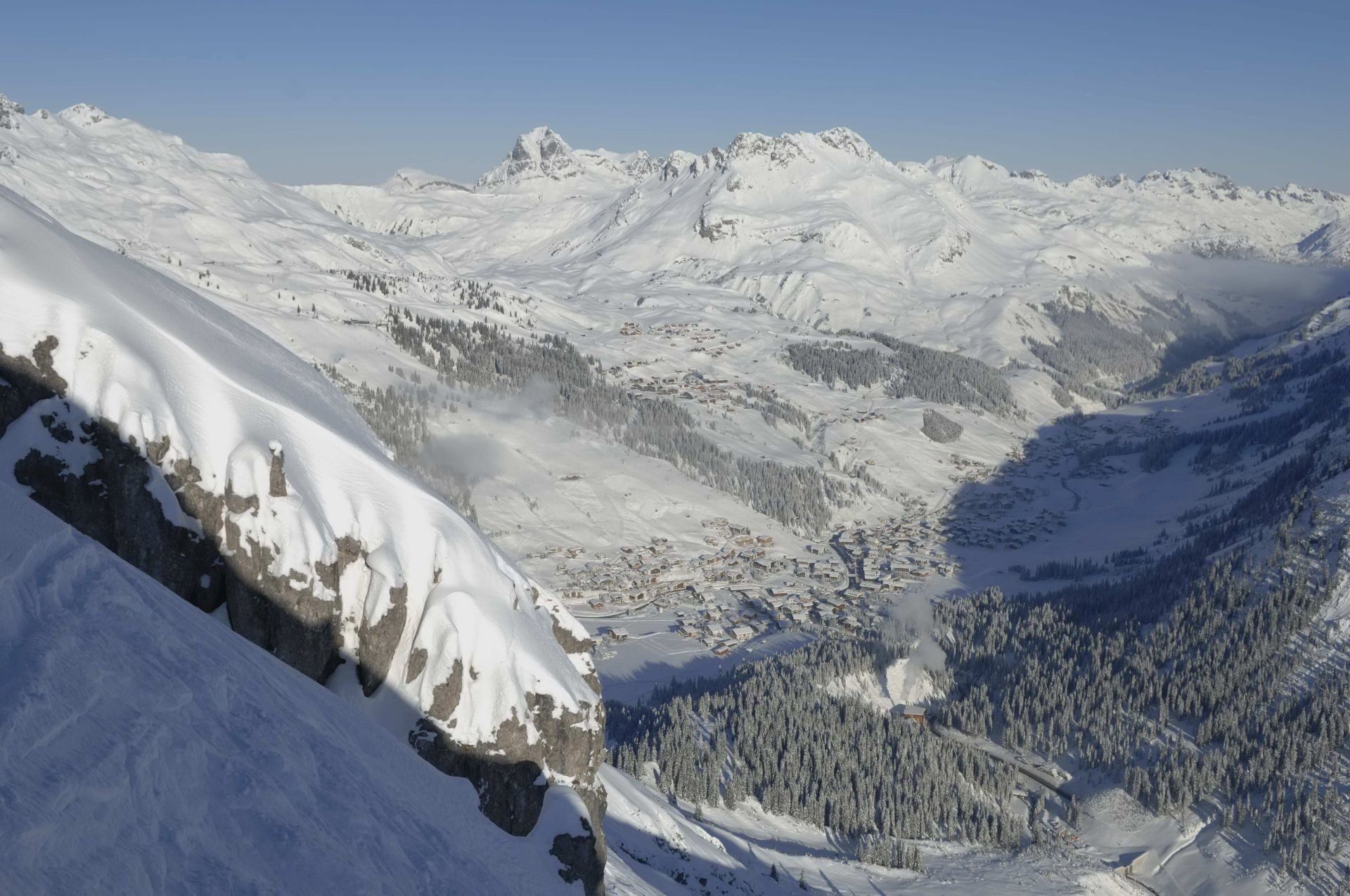 blick-auf-lech-und-oberlech-vom-omeshorn