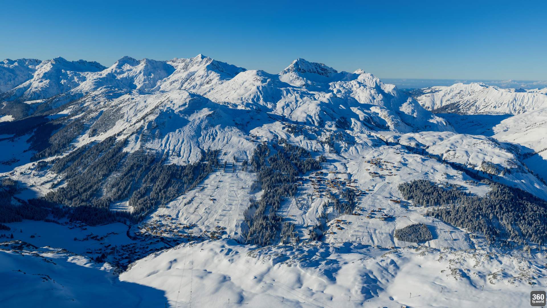 blick-vom-ruefikopf-nach-oberlech