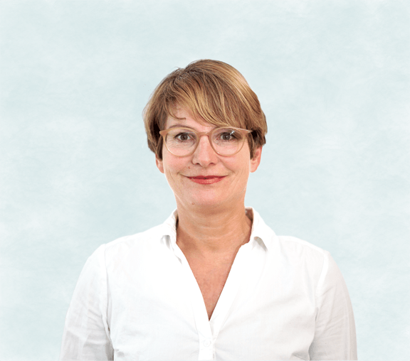 Dr. Katharina Engert Dr. Katharina Engert Fachärztin für Allgemeinmedizin Naturheilverfahren