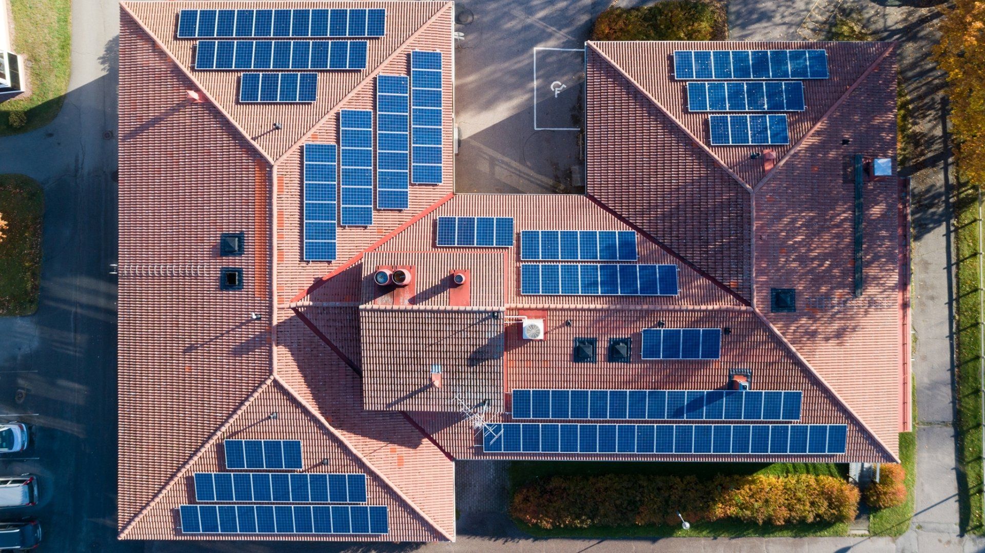Solaredge im Einsatz auf komplexen und zerklüfteten Dachflächen