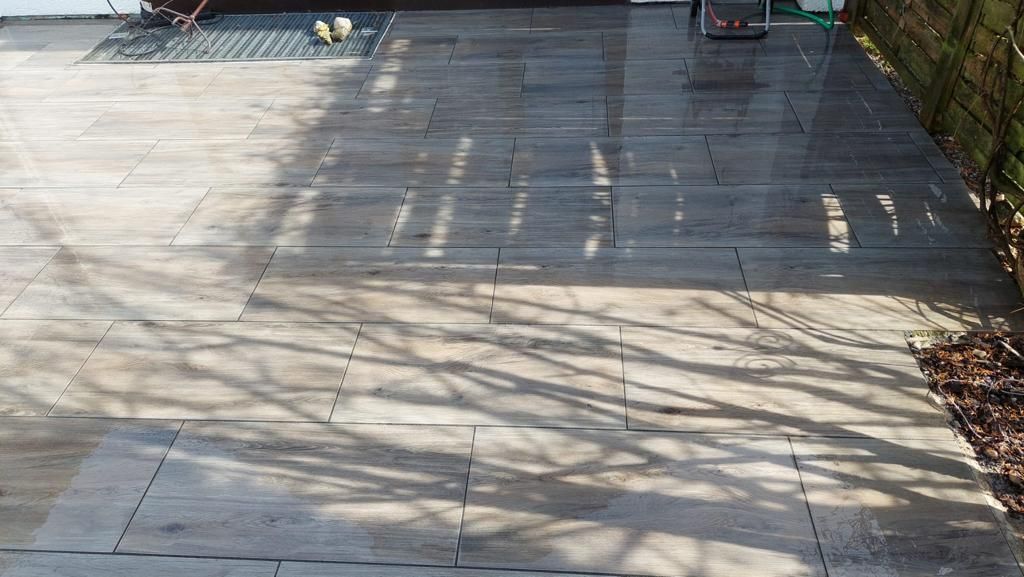 BE Gartenbau Galabau Garten und Landschaftsbau Gartengestaltung München Terrasse Terrasse bauen Natursteinterrasse Holzterrasse Steinterrasse