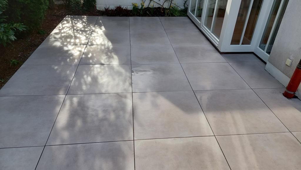 BE Gartenbau Galabau Garten und Landschaftsbau Gartengestaltung München Terrasse Terrasse bauen Natursteinterrasse Holzterrasse Steinterrasse