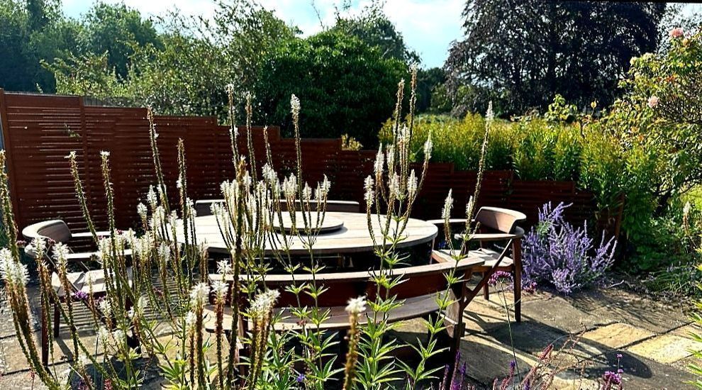 Wildlife friendly garden design with better climate resilience and responsible water use in  mind. Hand drawn designs, plans and illustrations, Oundle, Stamford, Peterborough, London and UK