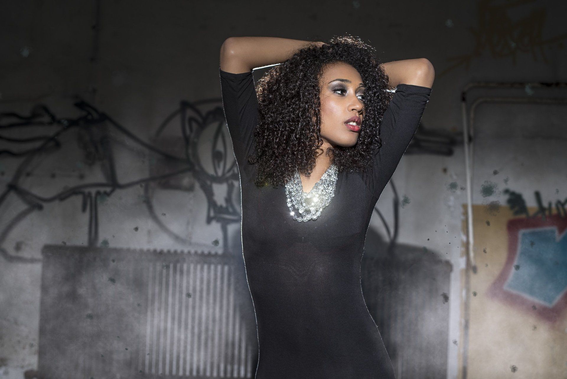 Commercial Beauty Photography: Makellose Haut und ästhetische Inszenierung.