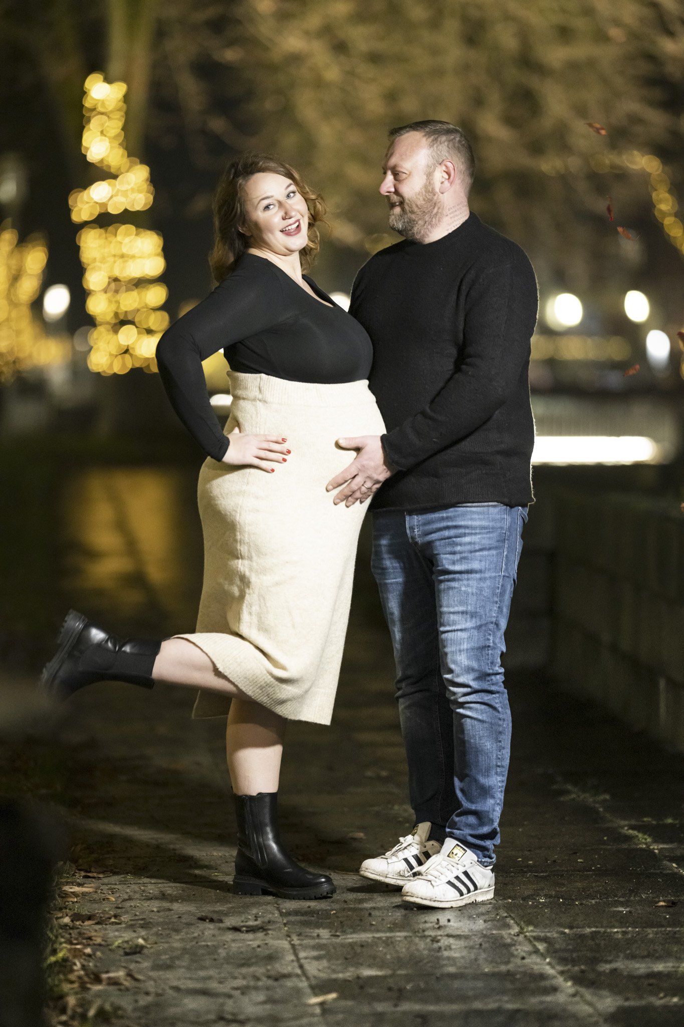 Babybauch Weihnachtsbilder in der Innenstadt Glückstadt