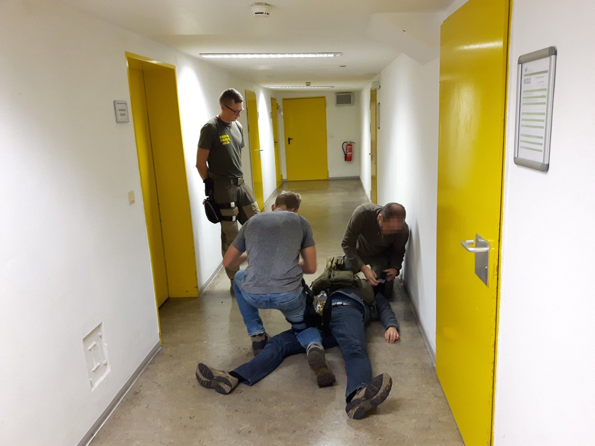 AZÜ.SH Verletztenhilfe Verwundetenversorgung Selbsthilfe Kameradenhilfe TECC TCCC Krisenvorsorge Prepper Training Preppertraining Bundeswehr Kurs Lehrgang Deutschland Schleswig-Holstein