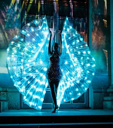 Kiliano Events - Led Show- Duo Show - Akrobat - Künstler - Show - Tanz - Artistik - lightshow -Laser