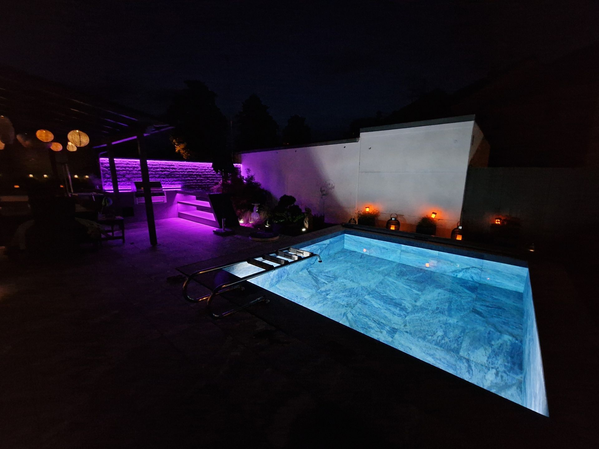 Pool aus Emperor Keramik