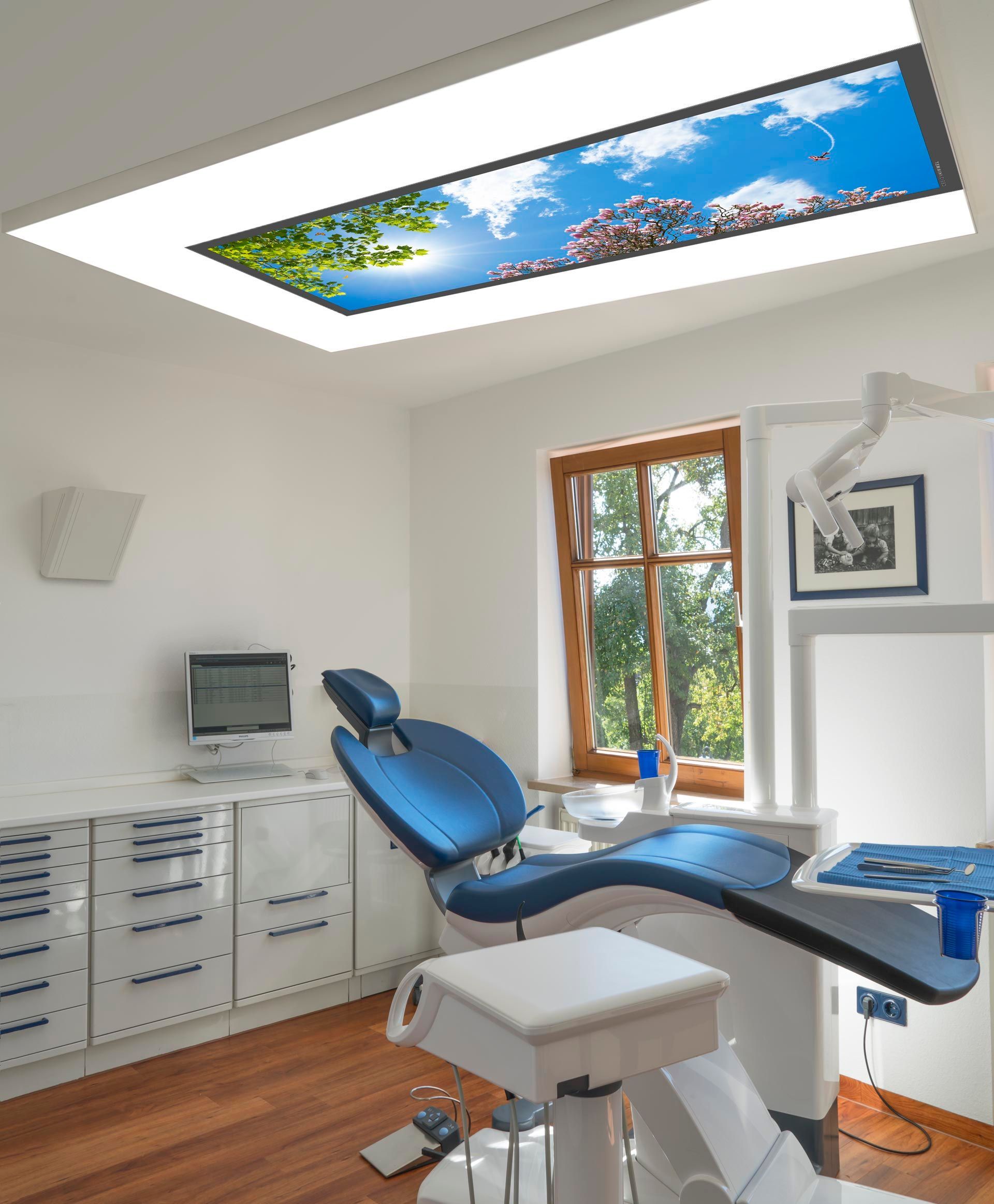 Behandlungsleuchte mit entspannender Aussicht