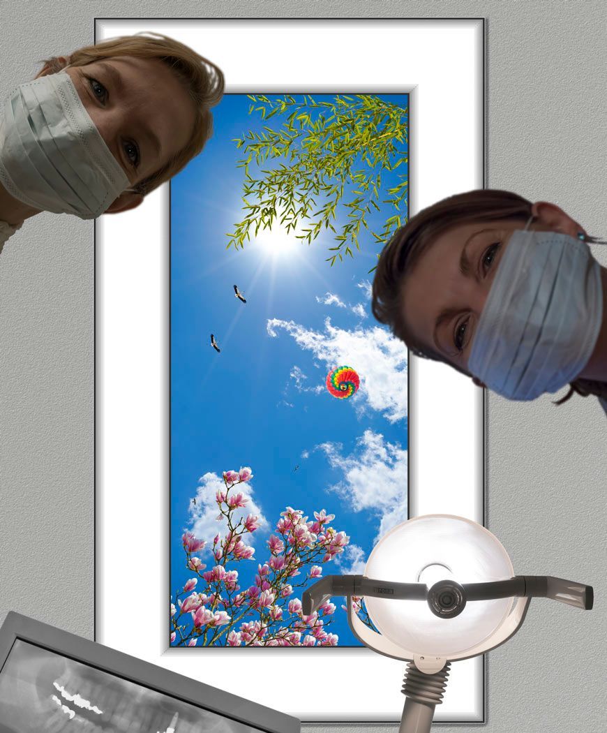 Hinterleuchtetes Deckenbild mit weißem Arbeitslicht