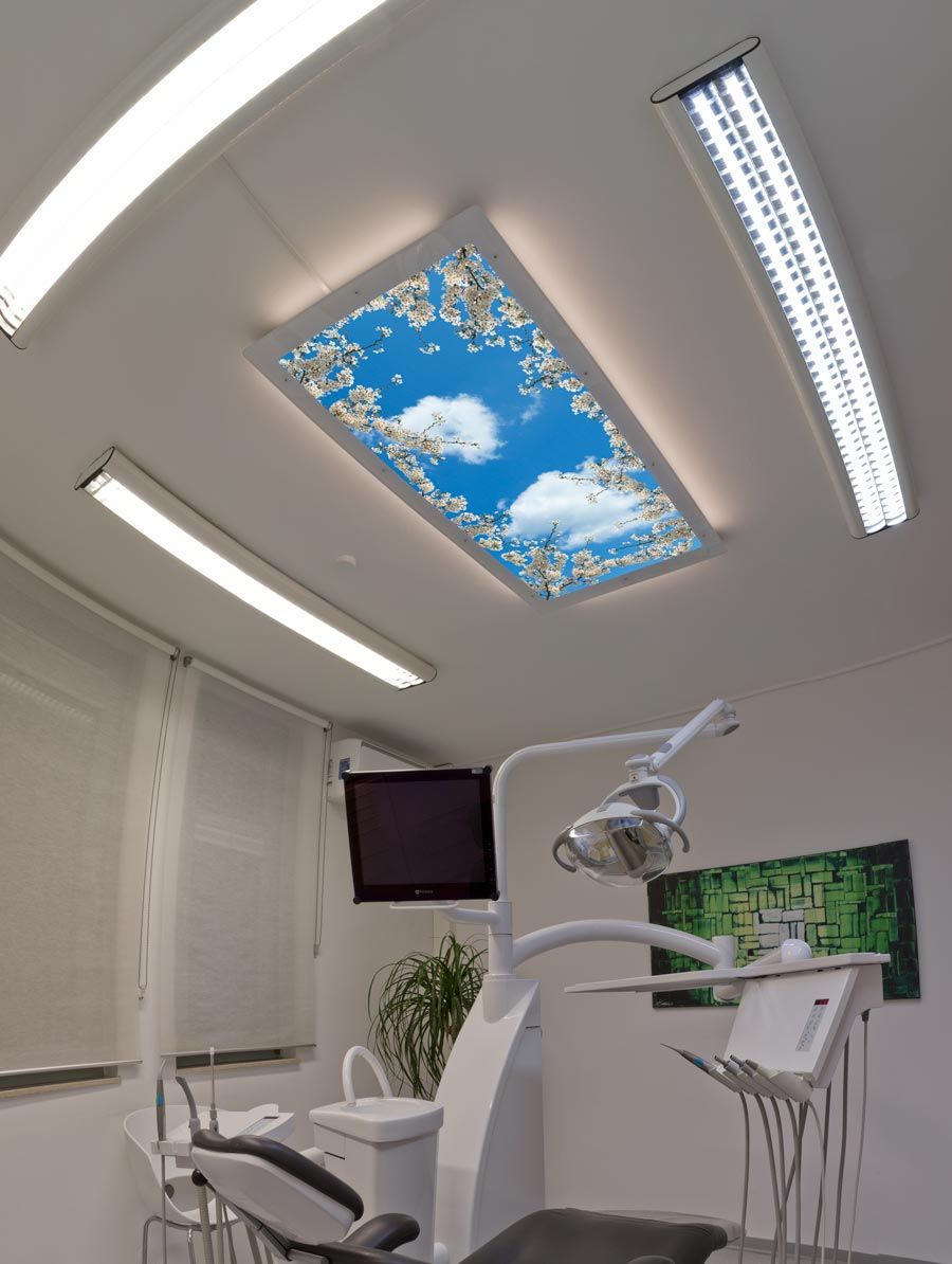 Deckenbild Delight Dr. Sarwar