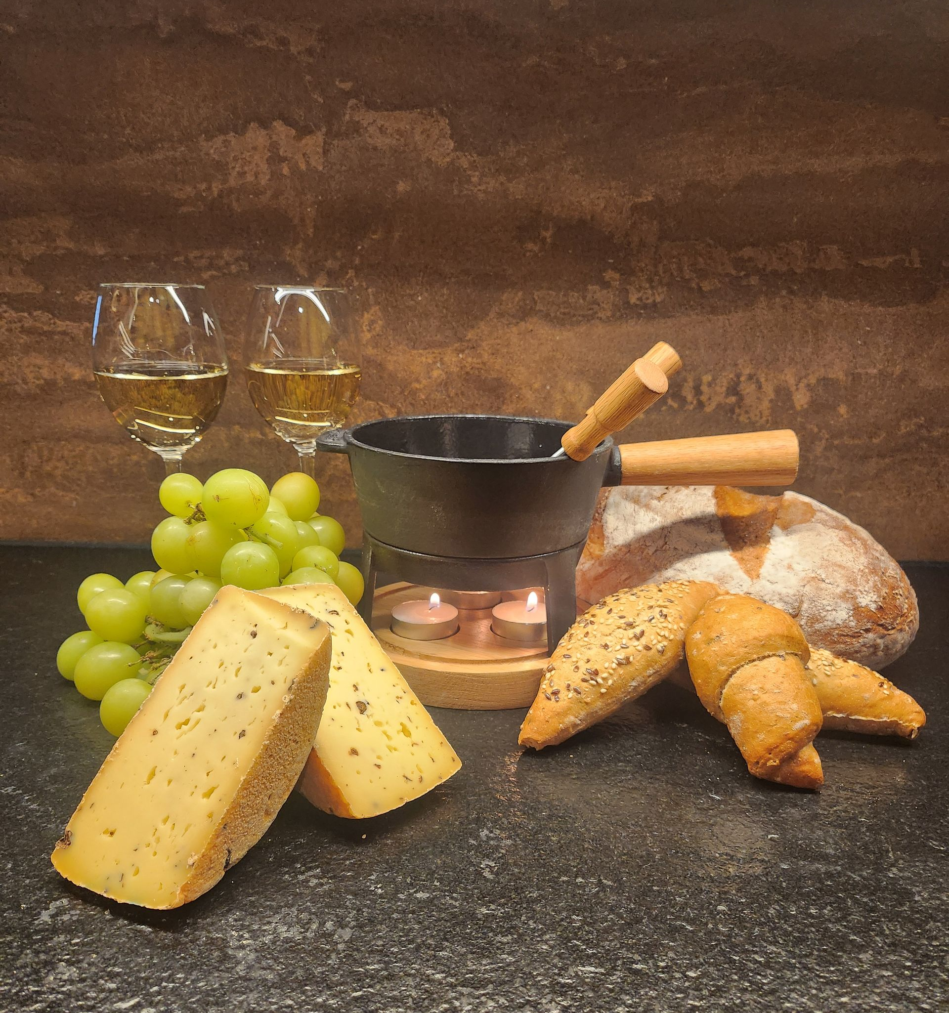 Käsefondue Käsefonude im Gasthof Lamm im Januar