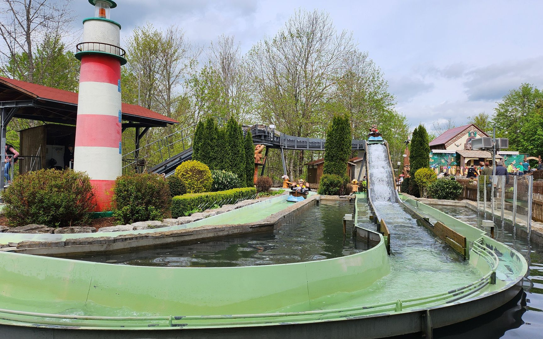 Freizeitpark Traumland auf der Schwäbischen Alb mit Attraktionen für Familien