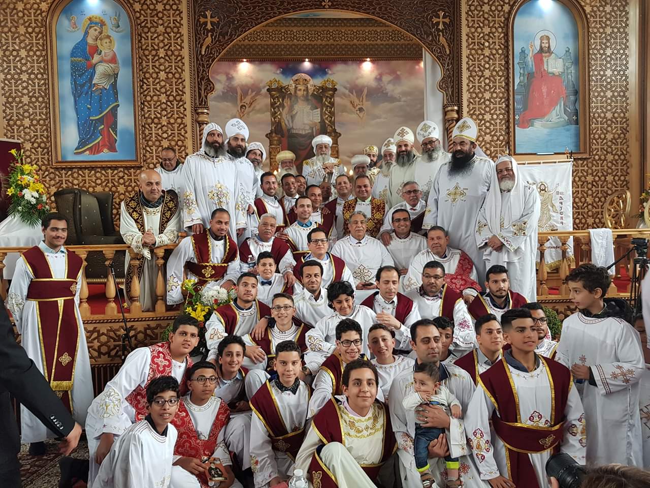 Kirchenweihung durch Papst Tawadros II. Koptische Kirche Bitburg, Papstbesuch Bitburg, Weihung der koptischen Kirche Bitburg, Koptisch orthodoxe Kirche Bitburg, Papst Tawadros besucht Kopten in Bitburg