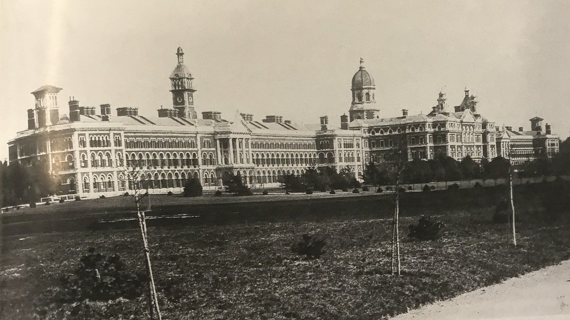 Netley Hospital in the early 20th century photo