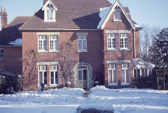 Photo taken by Gordon Meikle in 1962 - 63 Ingleside home of Cosier Meikle Family