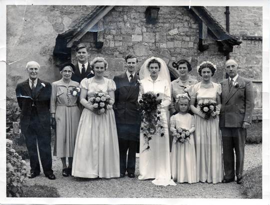Rogers Family Wedding  Netley Abbey 1953