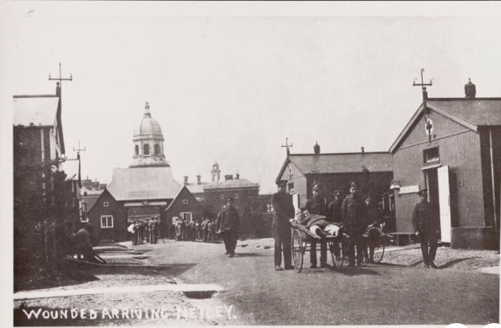Photo courtesy of Wellcome Collection Wounded arriving at Netley Hospital WW1