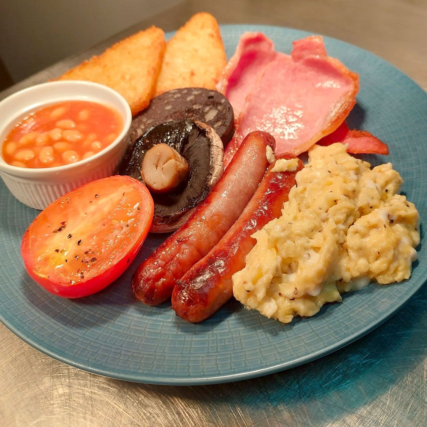 Breakfast at Checks & Greys