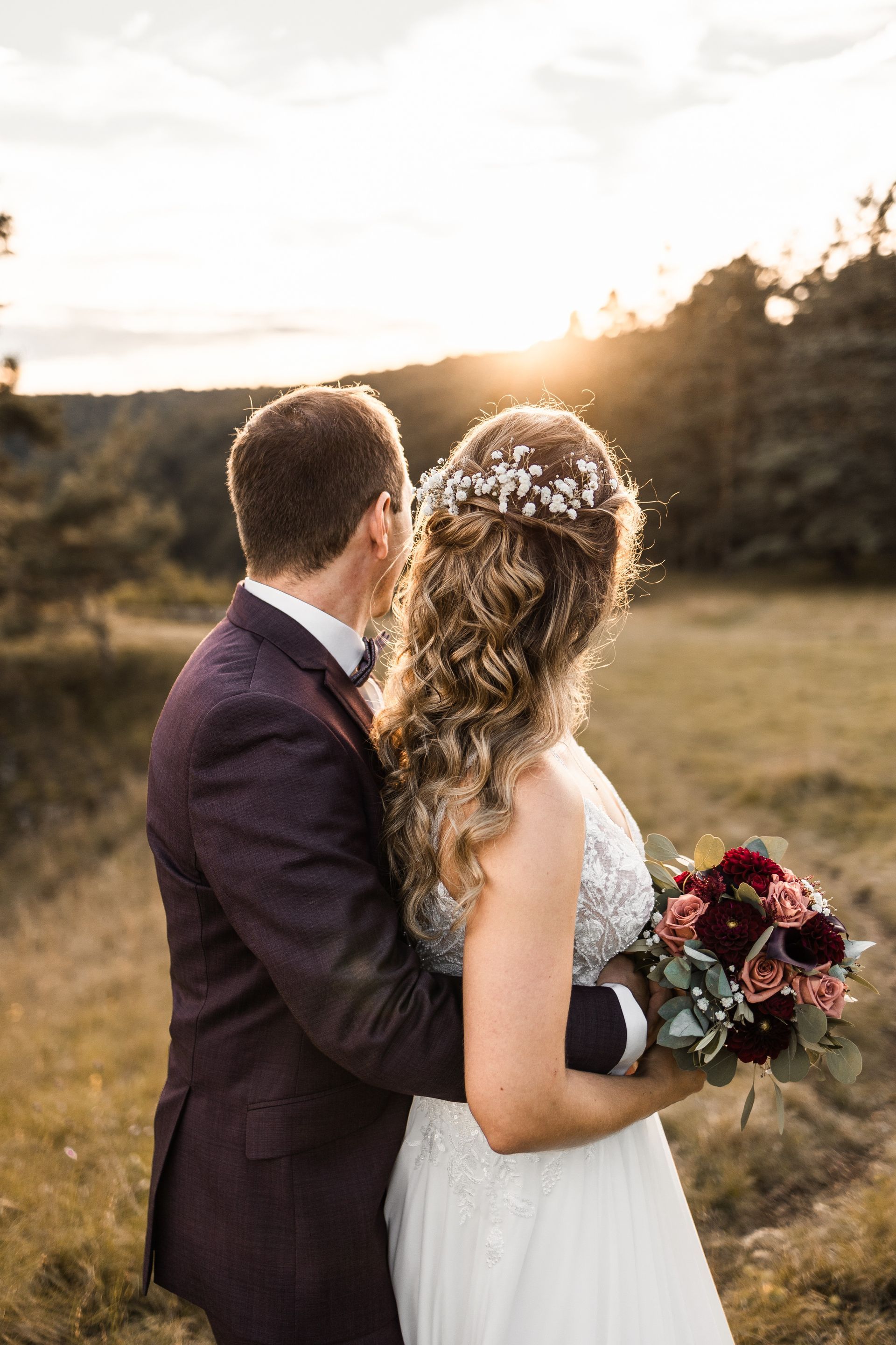 Accessoires der Braut Auf dem Foto sieht man die Accessoires der Braut