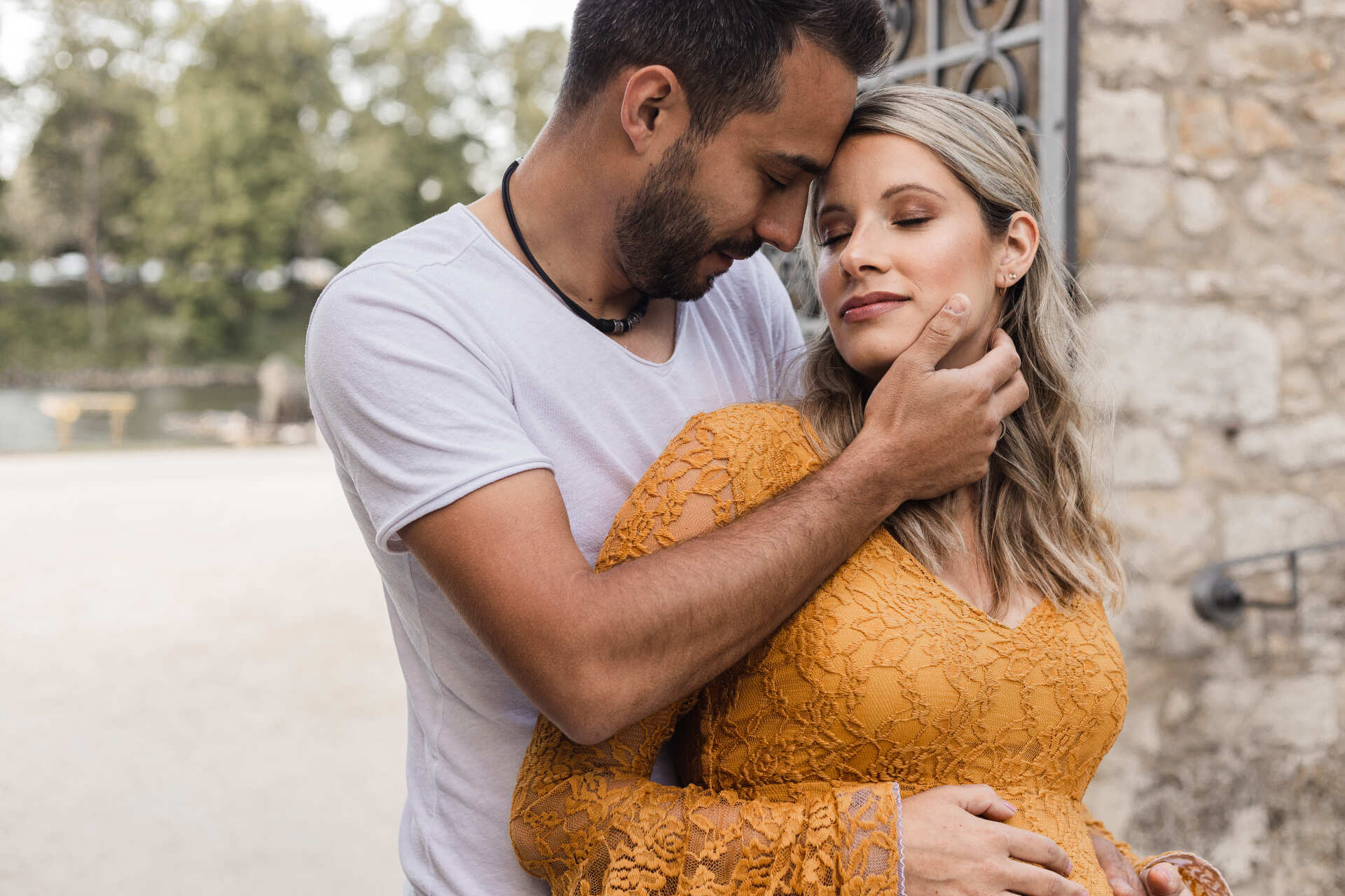 Dieses Bild ist eine fertige Bearbeitung aus einem Babybauchshooting