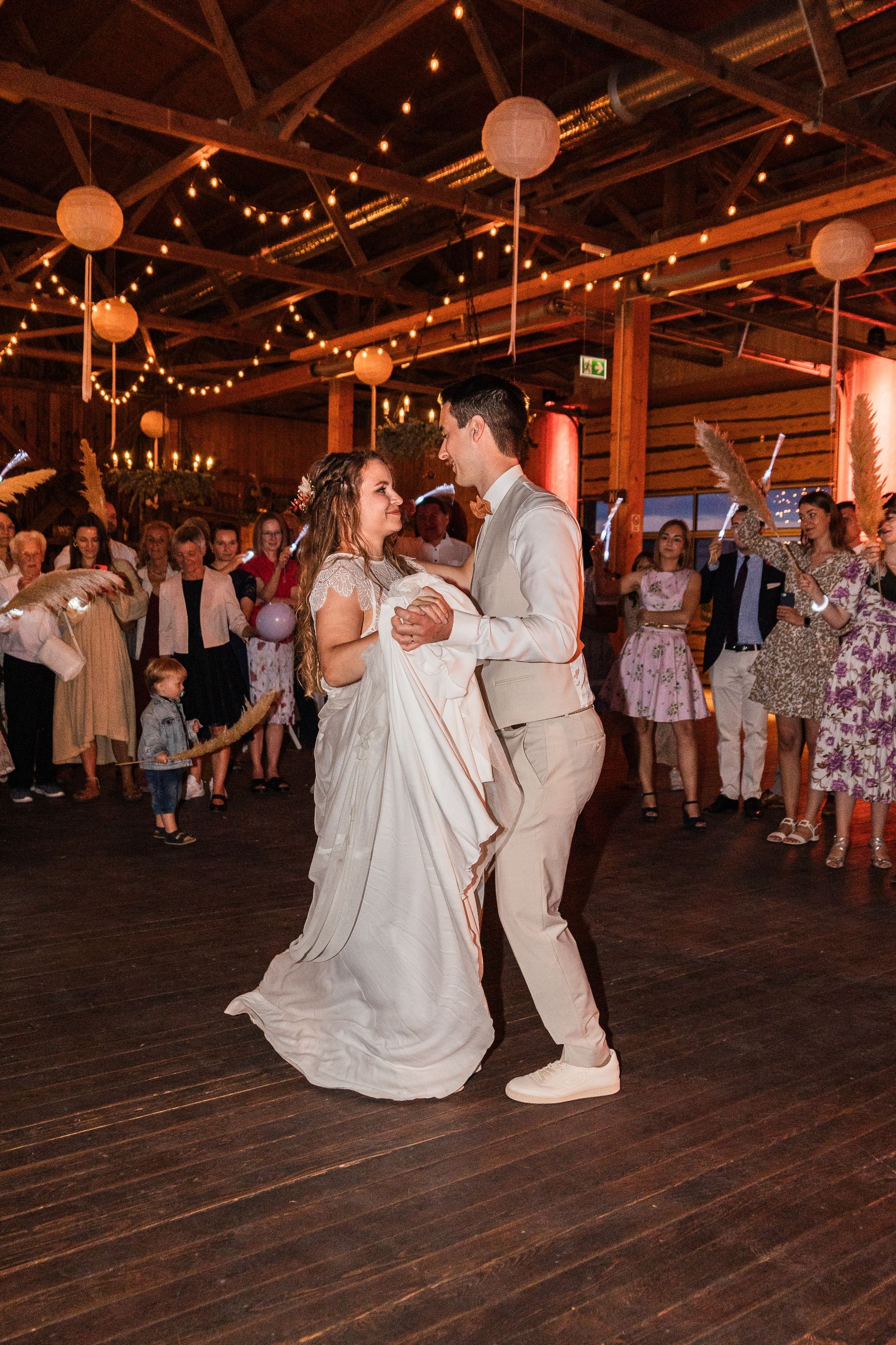 Erster Tanz Auf diesem Foto sieht man den ersten Tanz