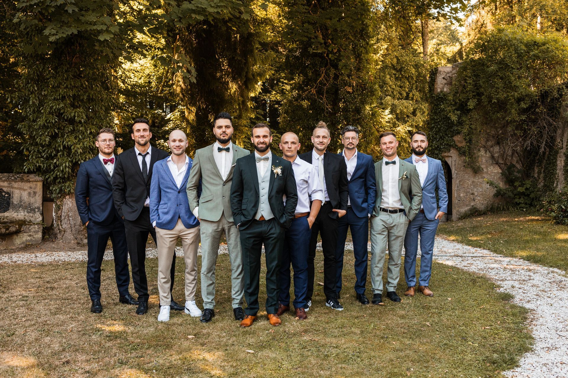 Männer beim Gruppenfoto Auf diesem Foto sieht man die Männer beim Gruppenfoto