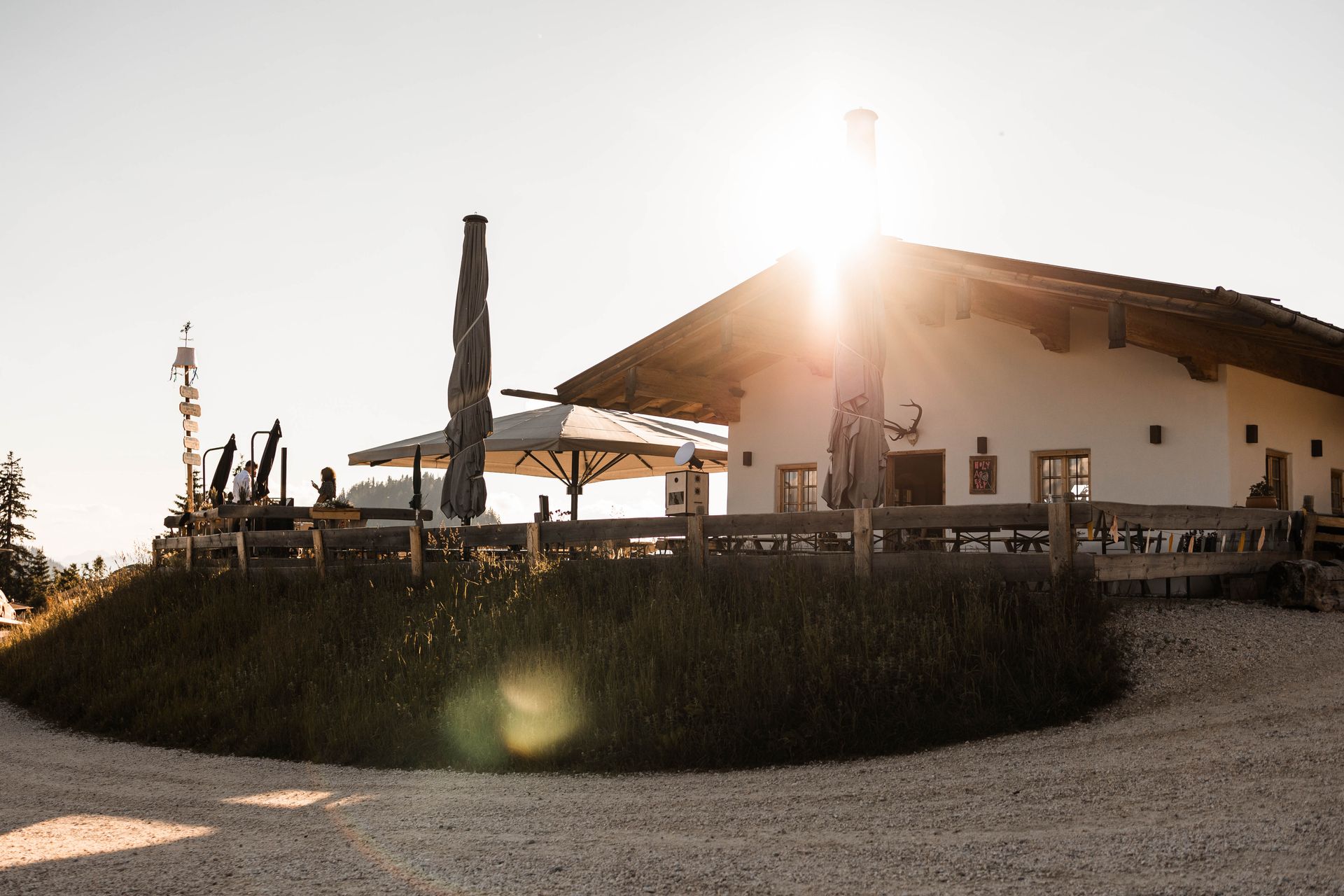 Auf diesem Foto sieht man den Sitzplan in der Gaststätte Röhrl