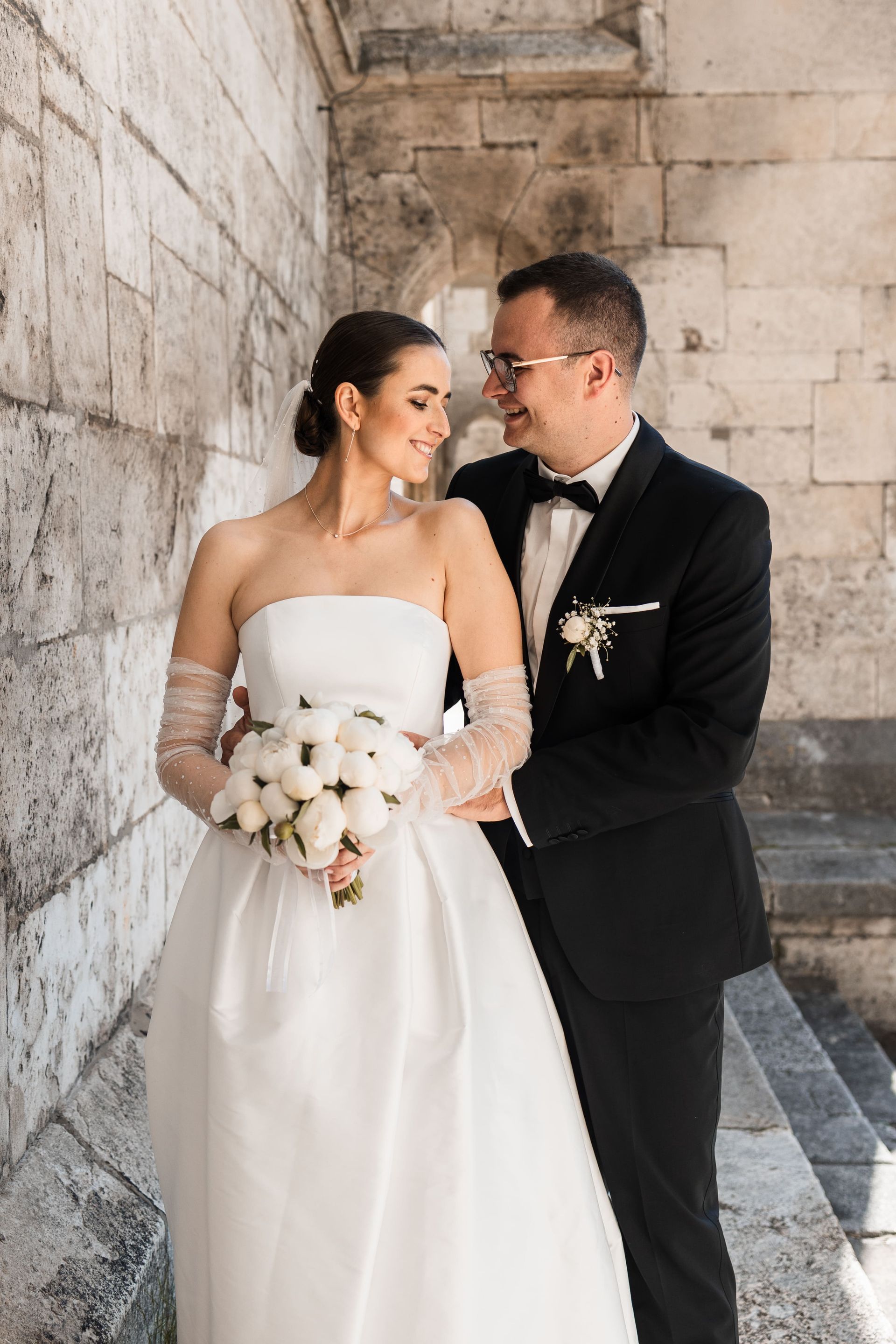 Dieses Bild zeigt ein Paar beim Brautpaarshooting in Regensburg