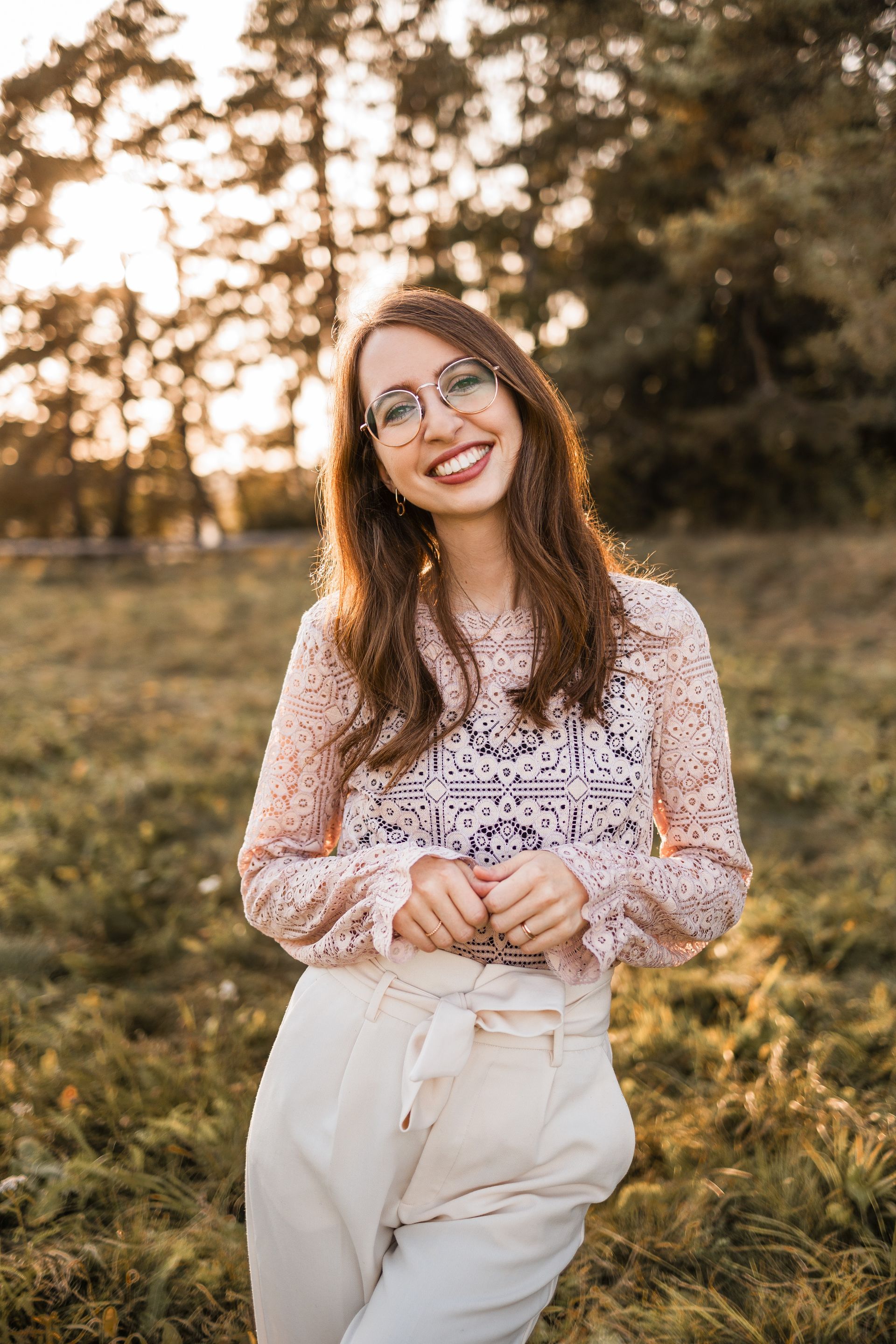 Hochzeitsfotograf Regensburg Laura Roth Auf diesem Bild sieht man die Hochzeitsfotografin Laura Roth aus Regensburg