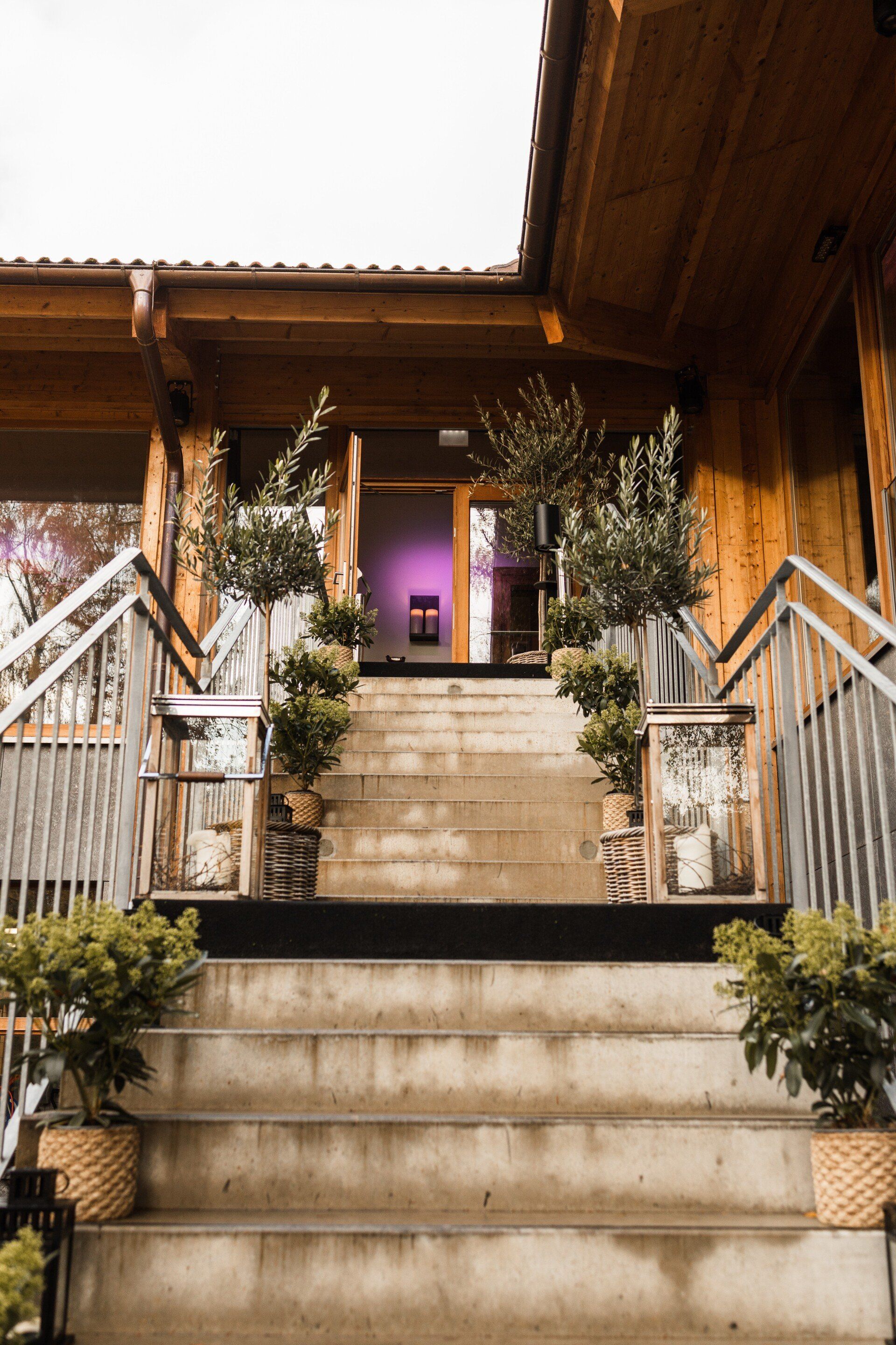 Auf diesem Foto sieht man die Treppen der Location in Geisenfeld