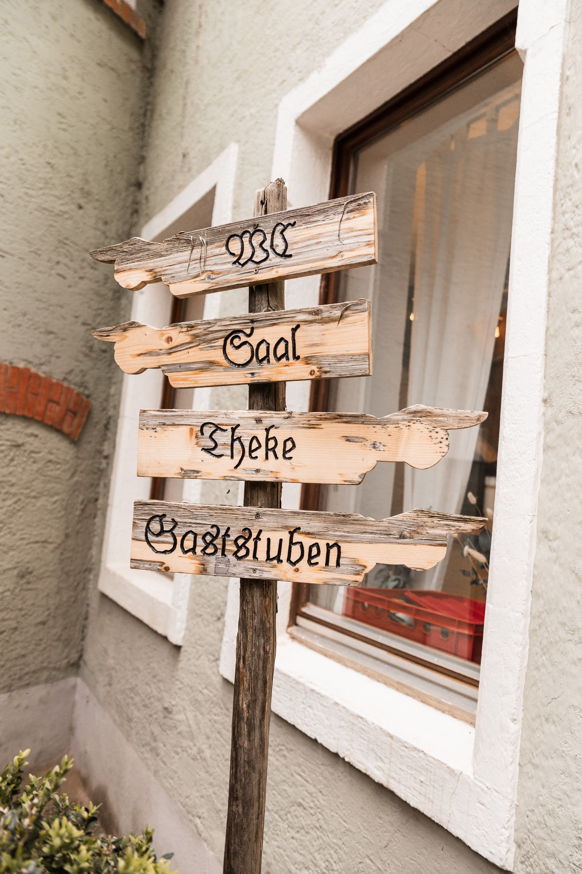 Auf diesem Foto sieht man den Sitzplan in der Gaststätte Röhrl