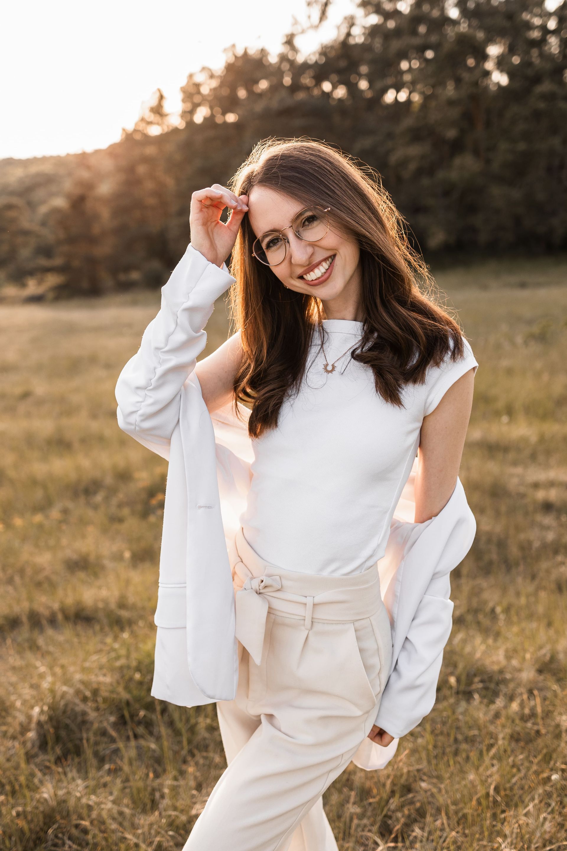 Hochzeitsfotograf Regensburg Laura Roth Auf diesem Bild sieht man die Hochzeitsfotografin Laura Roth aus Regensburg