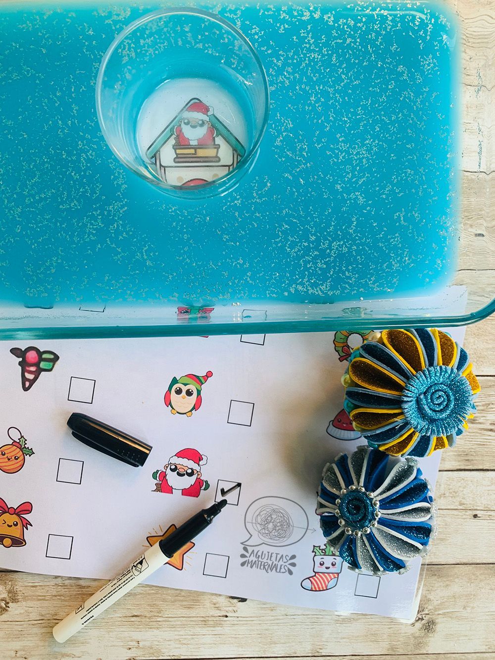 Juego de busca y encuentra navideño