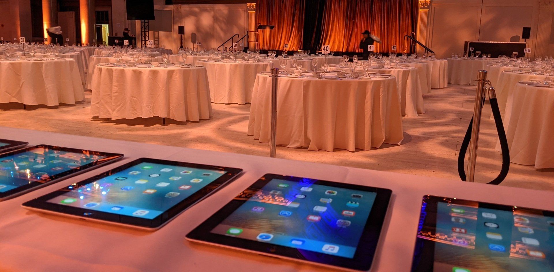 Apple Ipad Rental By House Of Jax in NYC Apple Ipad Rental By House Of Jax in NYC