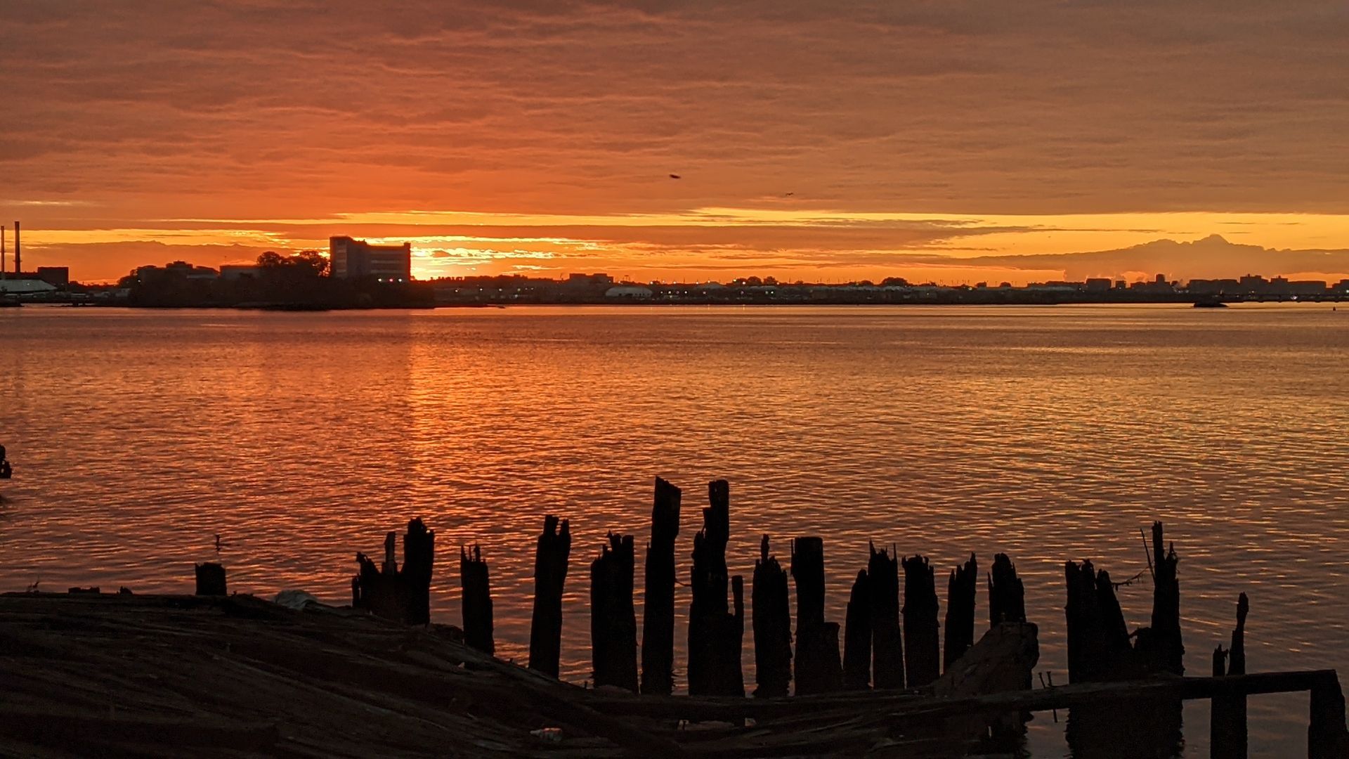 Sunrise from Sunken Meadows Field on Randalls Island Sunrise from Sunken Meadows Field on Randalls Island