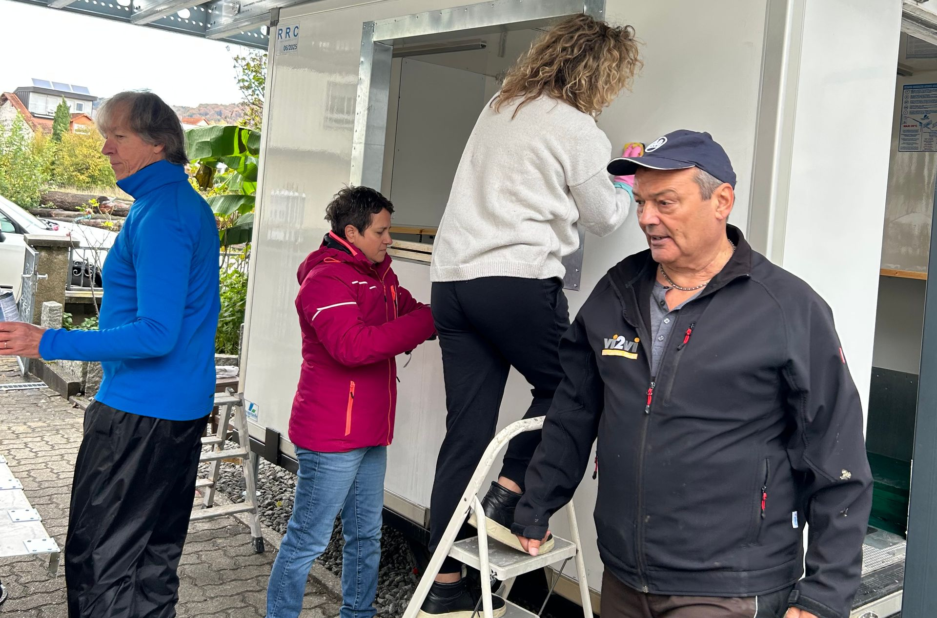 Das neue Dampfnudelmobil von Change it in Malsch wird hergerichtet