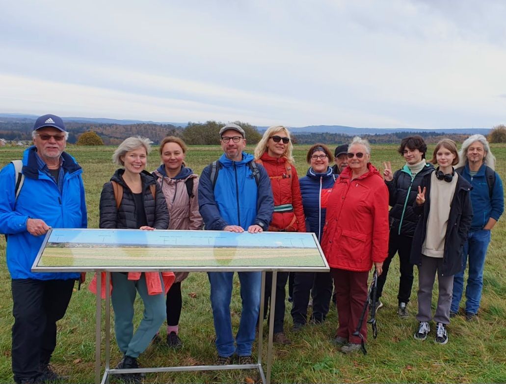 Change cherit wandert auf dem Völkersbacher Rundweg