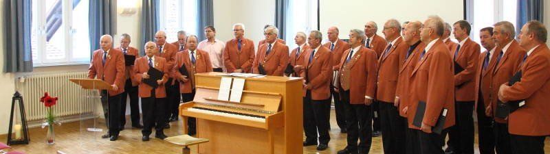 Auch der Männerchor des Gesangvereins Freundschaft-Konkordia trug zur musikalischen Unterhaltung bei