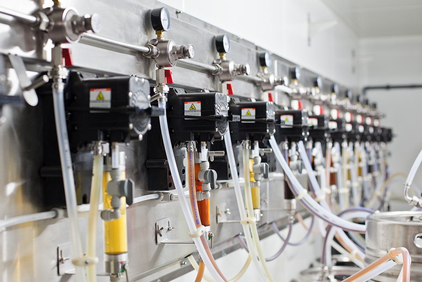 Ansticharmaturen - Bierpumpe Flojet G56 - Stone Brew Berlin