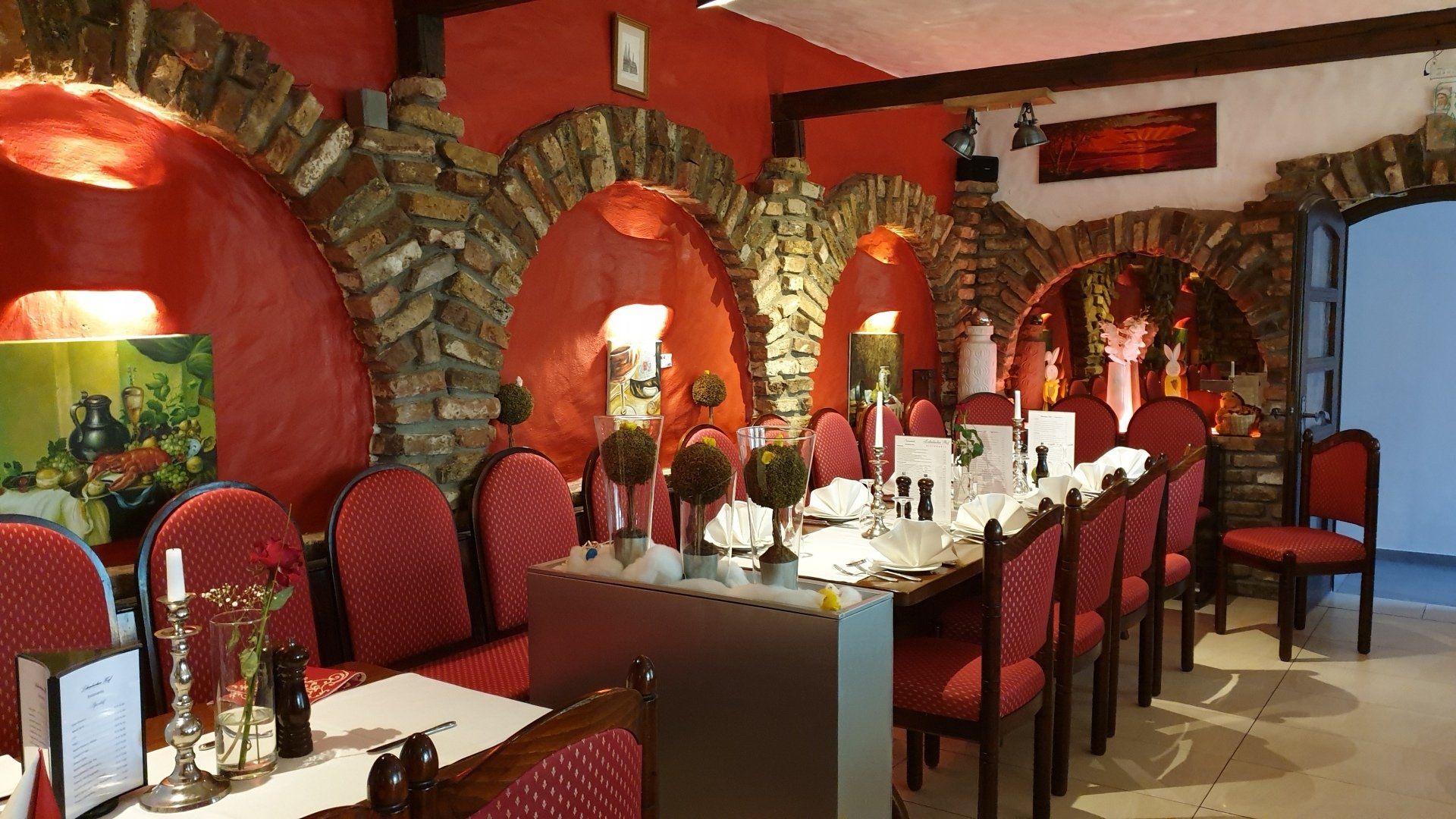 Sie planen ein Event? Wir richten Ihr Geschäftsessen, Ihre Hochzeit, Geburtstags- / Familienfeiern aus. Für die Gestaltung und Durchführung Ihrer Veranstaltung stehen wir Ihnen gerne beratend zur Seite.