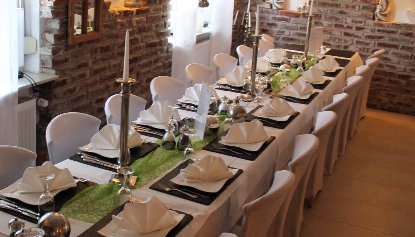 Sie planen ein Event?  Wir richten Ihr Geschäftsessen,  Ihre Hochzeit, Geburtstags- / Familienfeiern aus. Für die Gestaltung und Durchführung Ihrer Veranstaltung stehen wir Ihnen gerne beratend zur Seite.