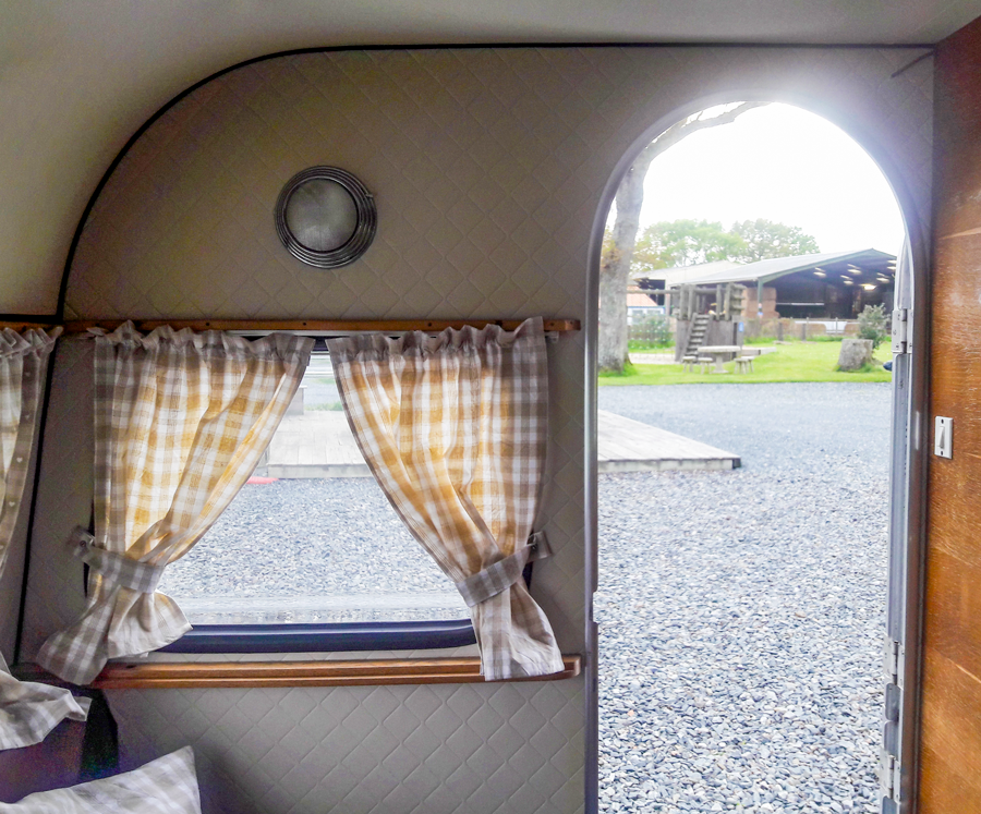 location caravane vintage