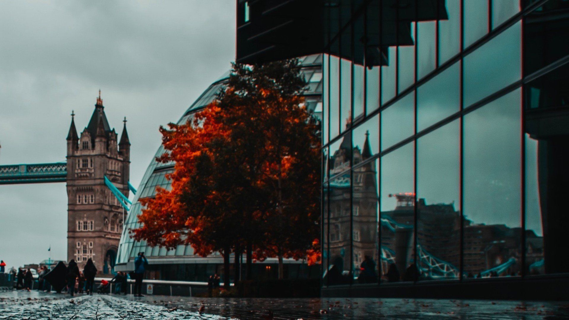 Das Novembergrau ist ein passender Vergleich zum Status Kunstlicht