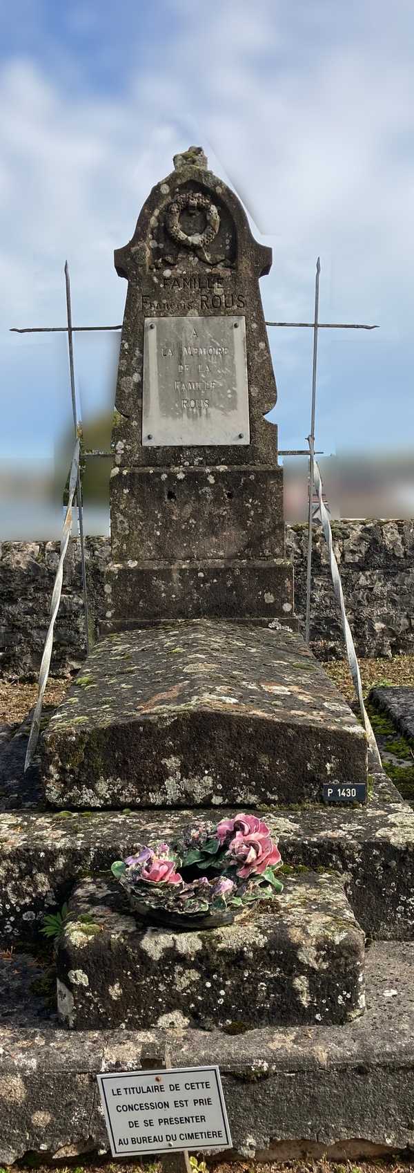 Tombe