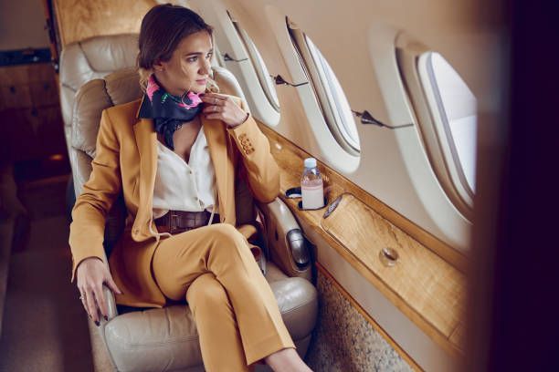 A DONDE VIAJAS?
CUANTAS PERSONAS?
EN QUÉ FECHAS VIAJARÁS?
