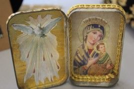 Madre d'Oro by Daphne Huffman