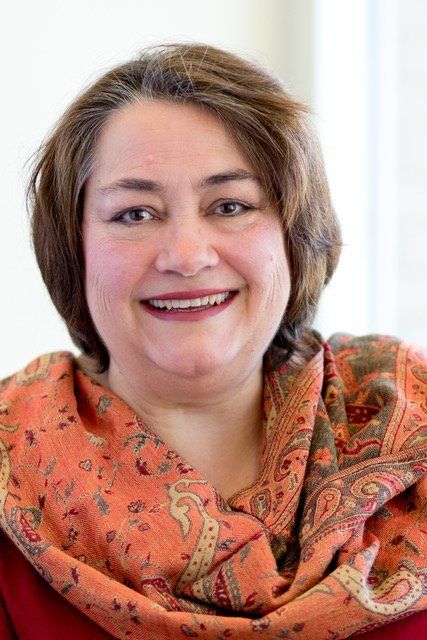 Carrie Noess Head Shot