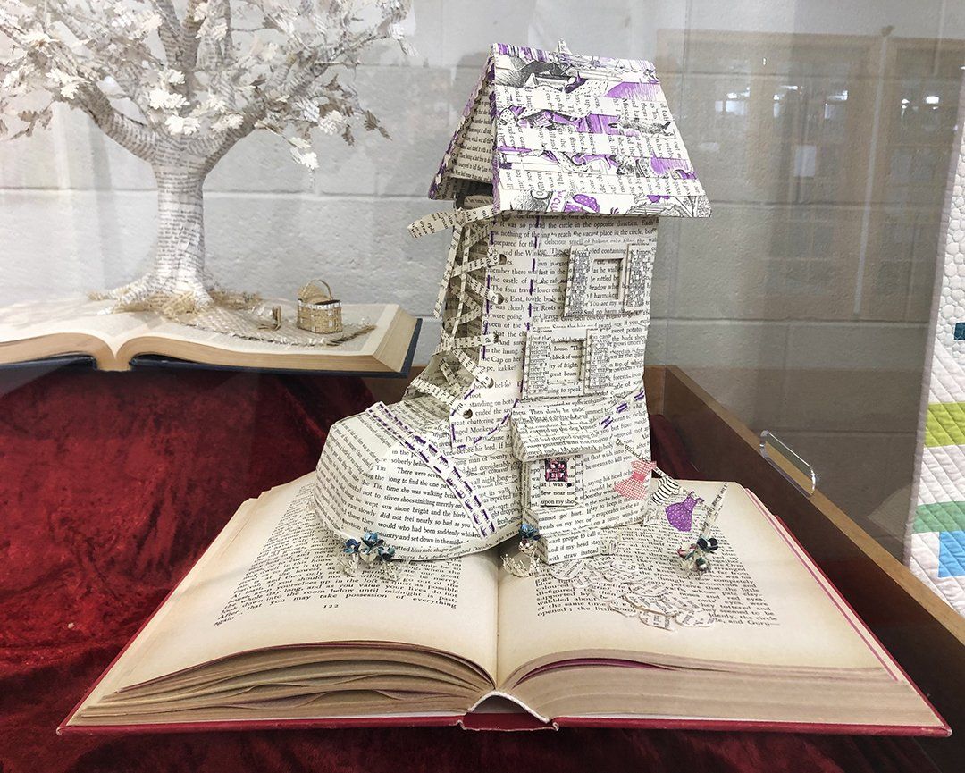 Little Old Lady that Lives in a Shoe, Kiki Baughman.