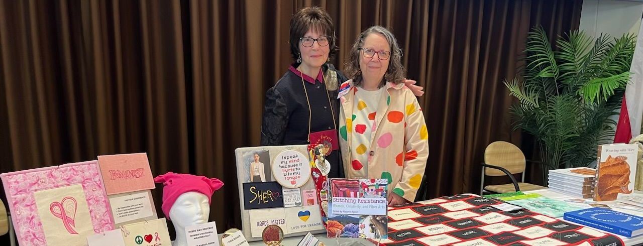 Lu Peters and Christine Miller present their review of UNRAVEL and introduce their own artwork. Lu Peters and Christine Miller present their review of UNRAVEL and introduce their own artwork.